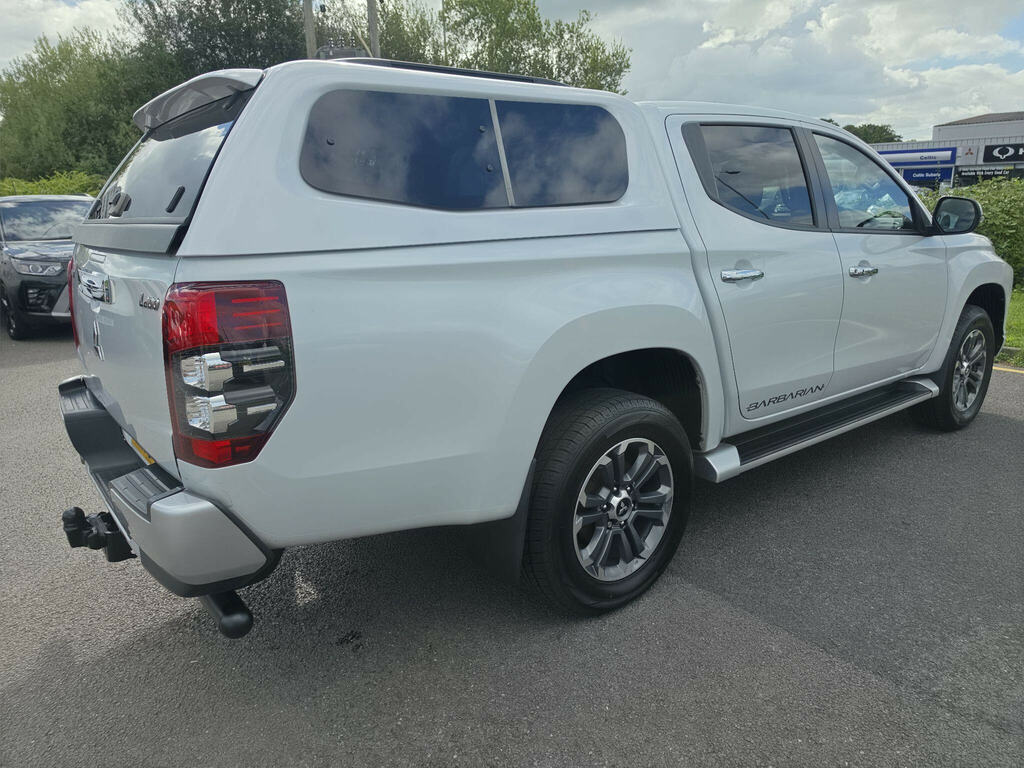Mitsubishi L200 Di-d Dc Barbarian Pickup Silver #8