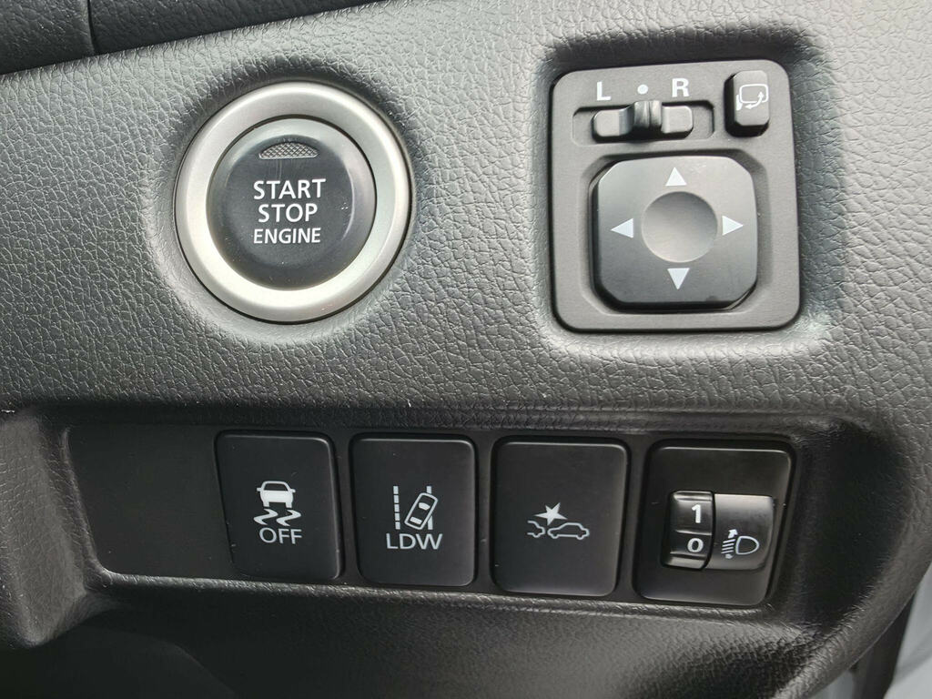 Mitsubishi L200 Di-d Dc Barbarian Pickup Silver #26