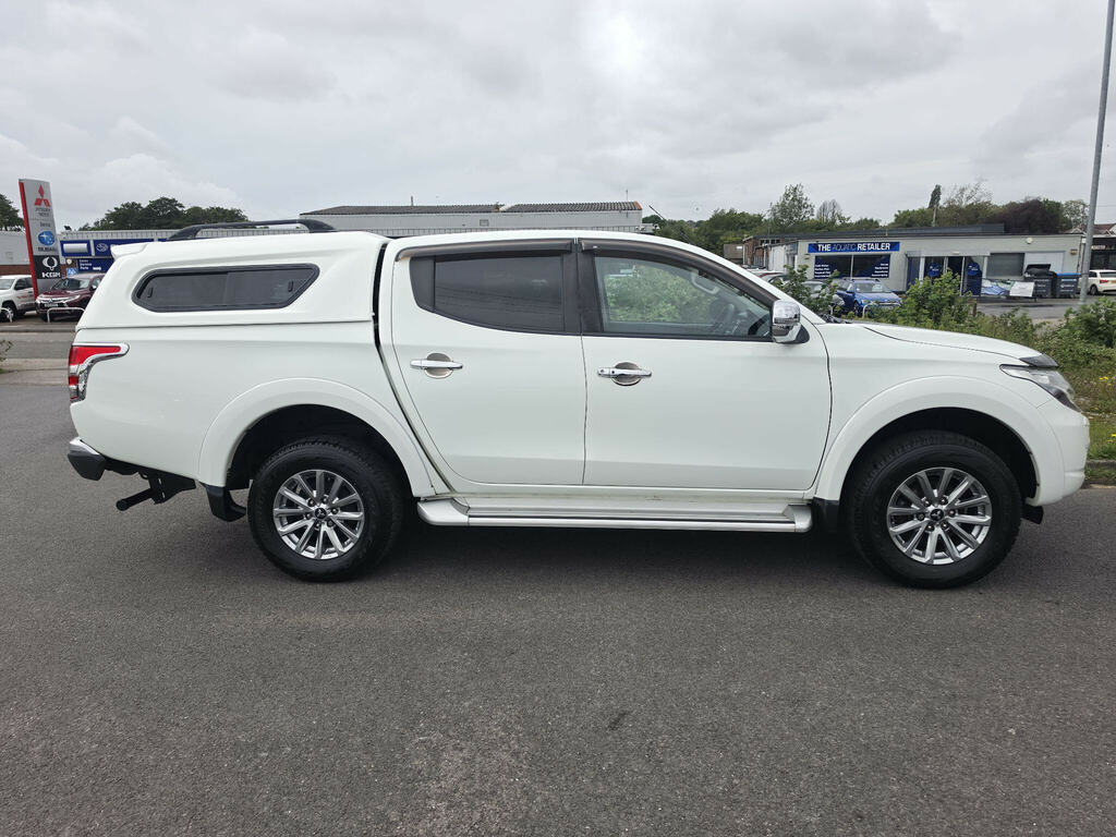 Mitsubishi L200 2.4 Di-d Dc Barbarian 4Wd Euro 6 White #5