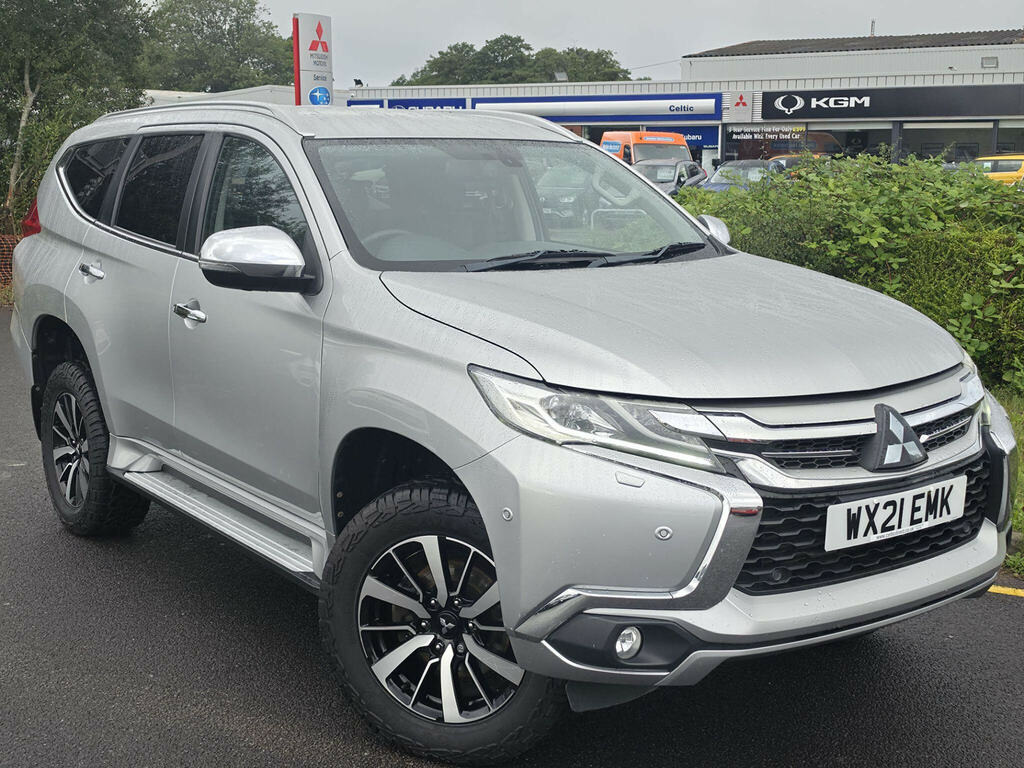 Mitsubishi Shogun Sport D 4 White #1