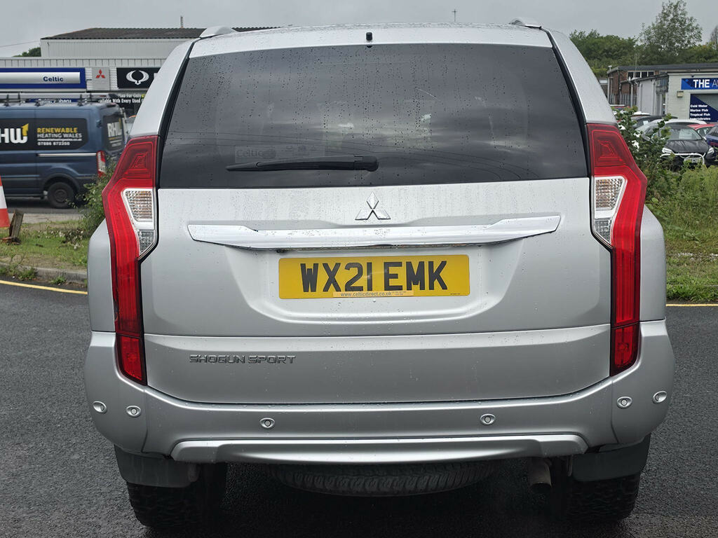 Mitsubishi Shogun Sport D 4 White #10