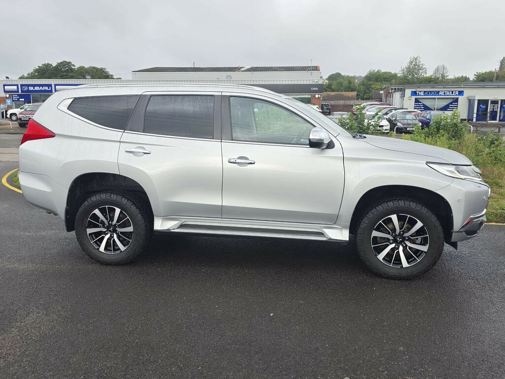 Mitsubishi Shogun Sport D 4 White #5