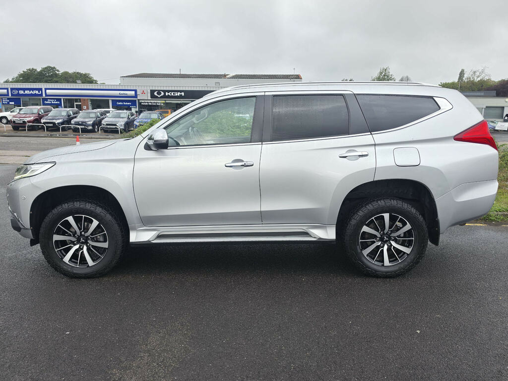 Mitsubishi Shogun Sport D 4 White #4