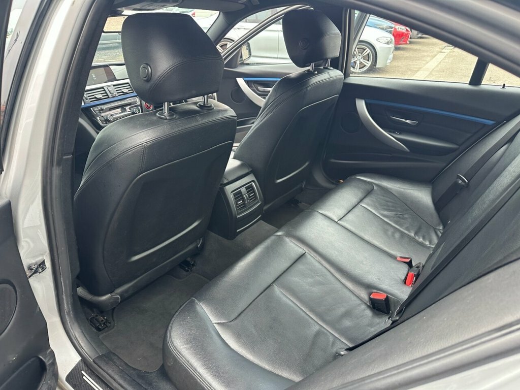 BMW 3 Series 320I M Sport Shadow Edition White #13
