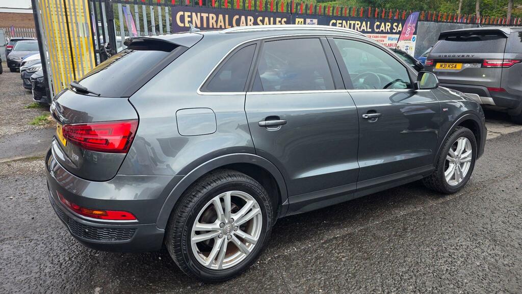 Audi Q3 Black Edition Tfsi  #10