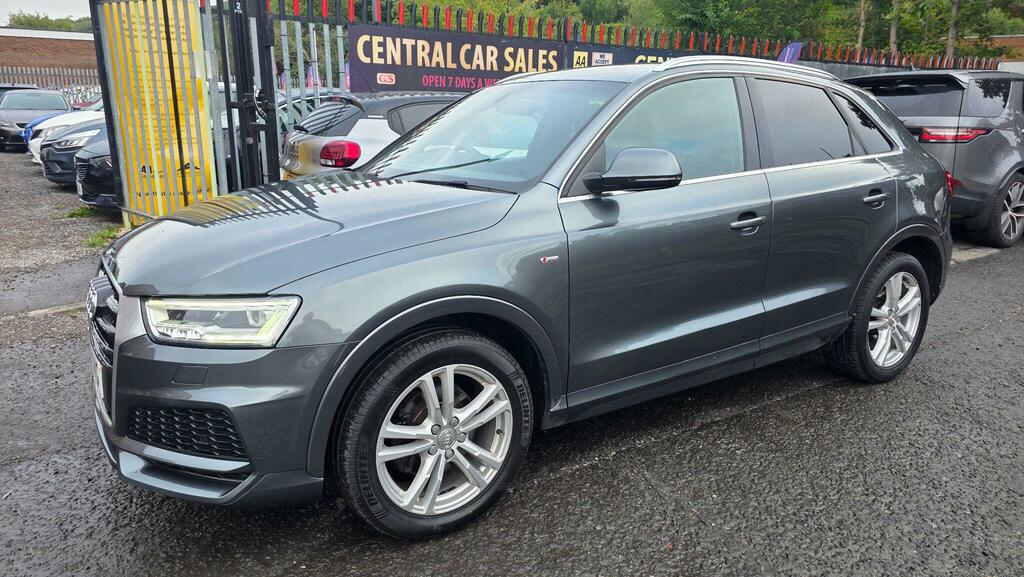 Audi Q3 Black Edition Tfsi  #21
