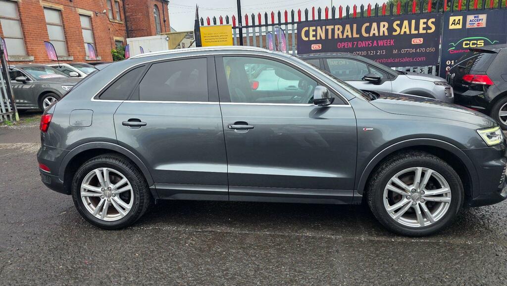 Audi Q3 Black Edition Tfsi  #8