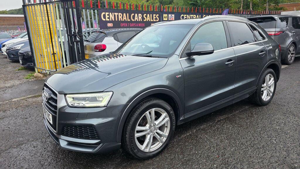 Audi Q3 Black Edition Tfsi  #23