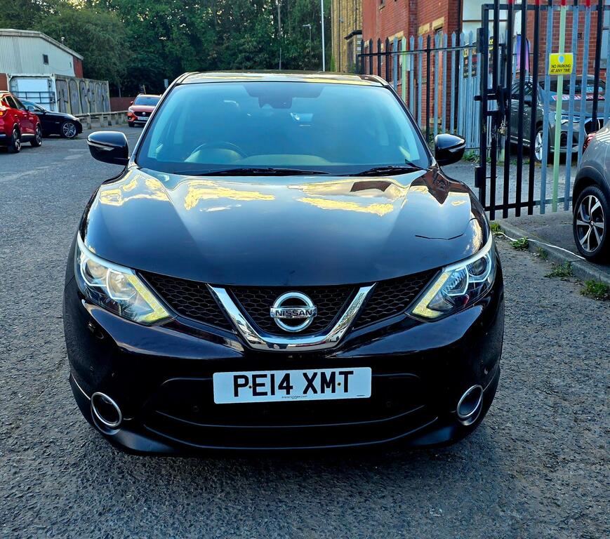 Nissan Qashqai Acenta Premium Black #3