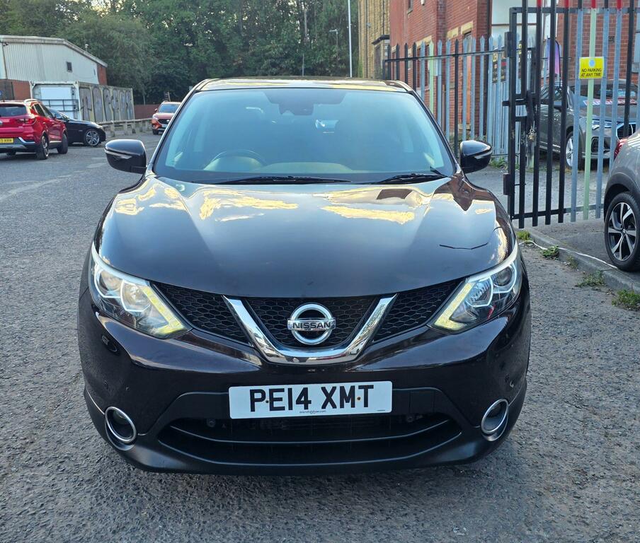 Nissan Qashqai Acenta Premium Black #2