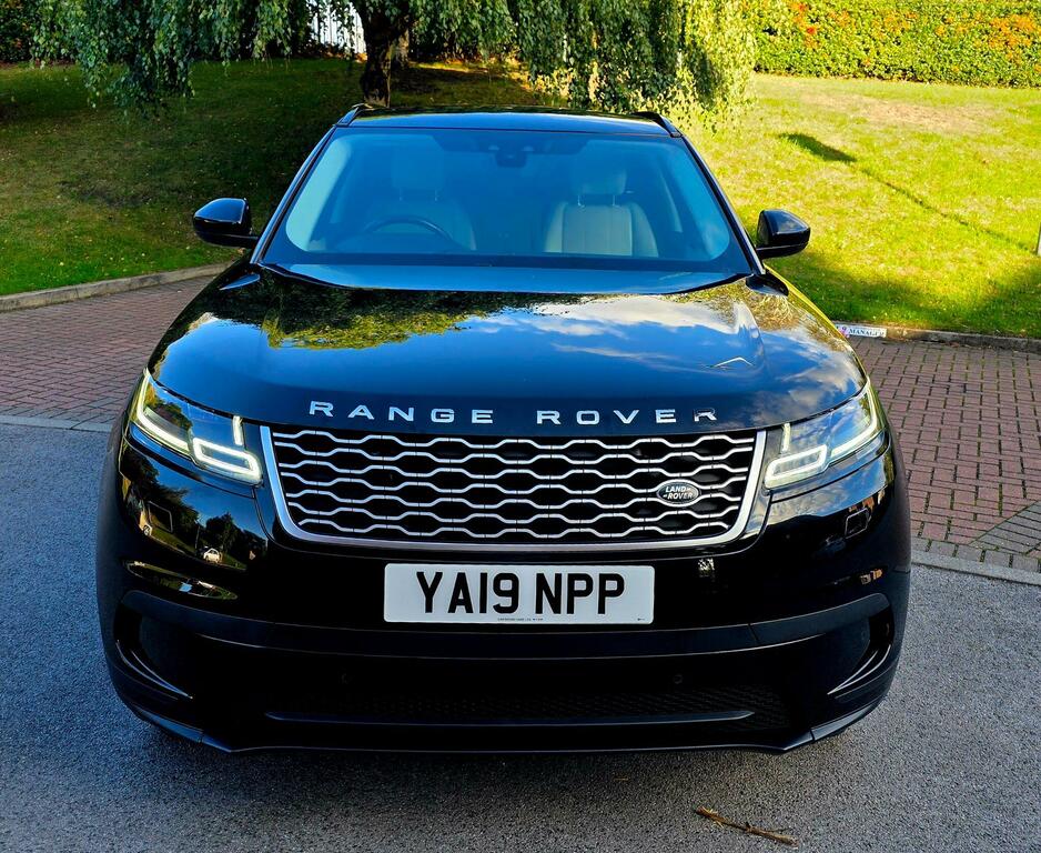 Land Rover Range Rover Velar Se Black #2
