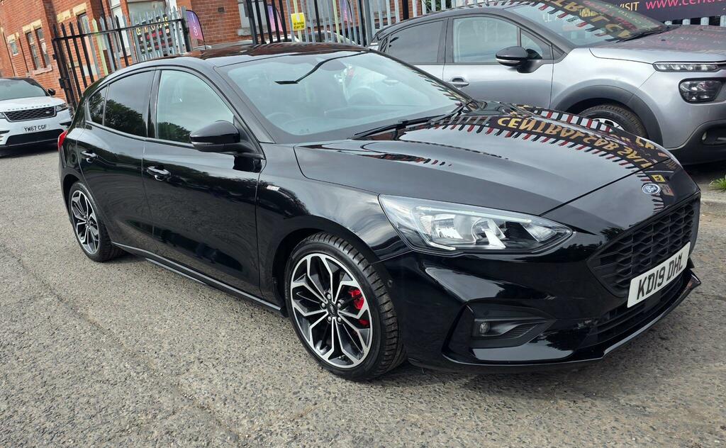 Ford Focus St-line X Black