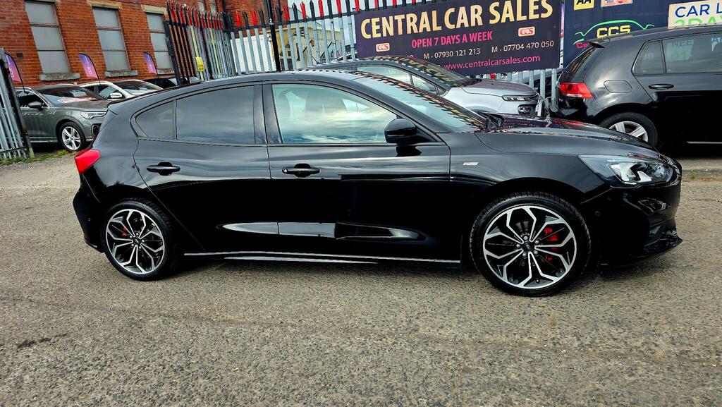 Ford Focus St-line X Black #5