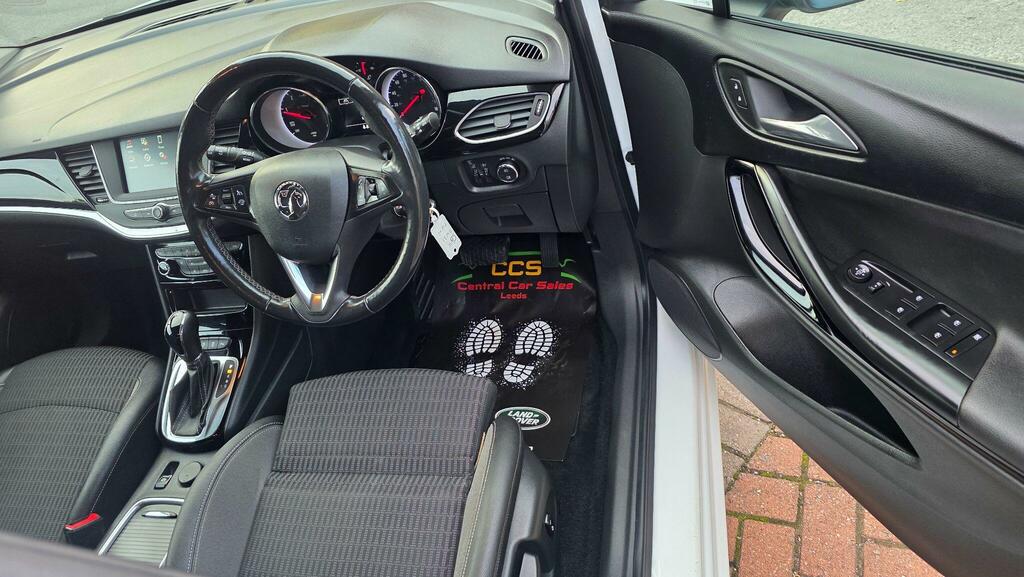 Vauxhall Astra 1.2 Turbo 145 Griffin Edition White #21