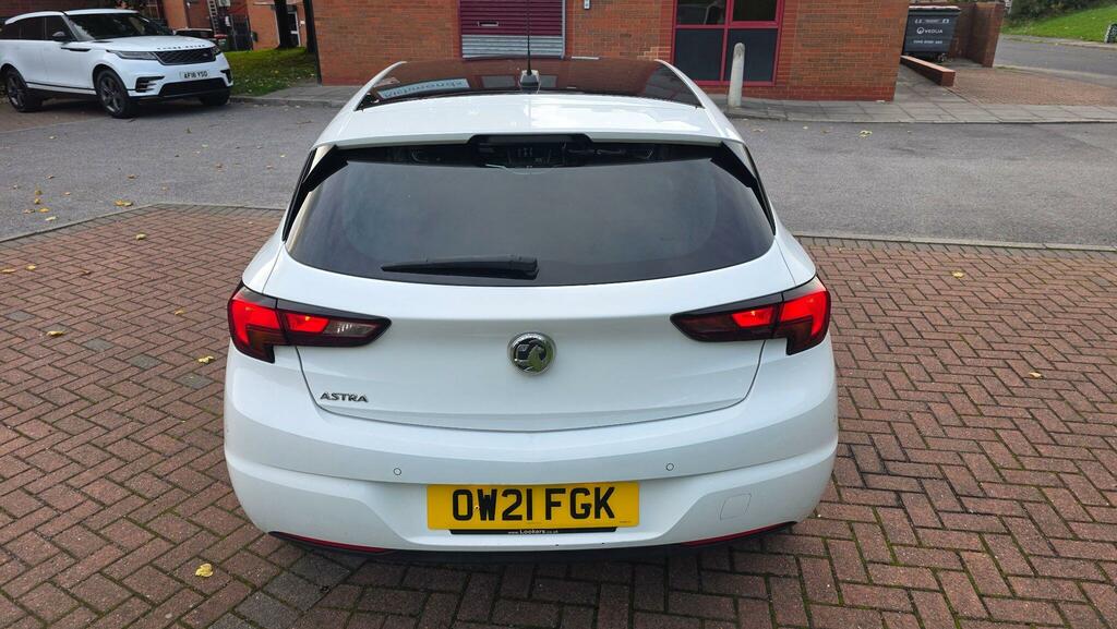 Vauxhall Astra 1.2 Turbo 145 Griffin Edition White #13