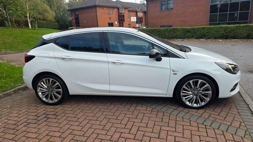 Vauxhall Astra 1.2 Turbo 145 Griffin Edition White #7
