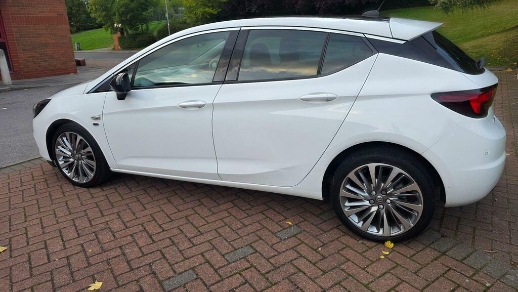 Vauxhall Astra 1.2 Turbo 145 Griffin Edition White #15