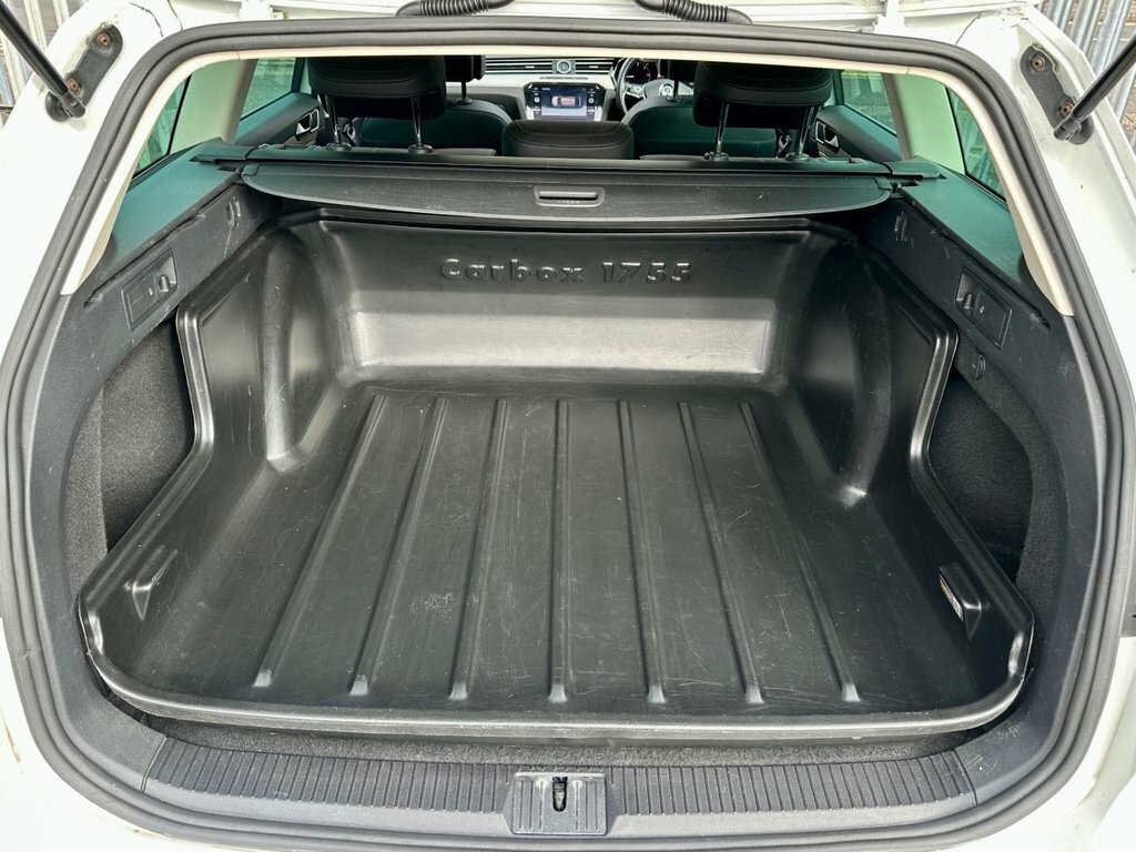 Volkswagen Passat 2.0 Tdi S Grey #14