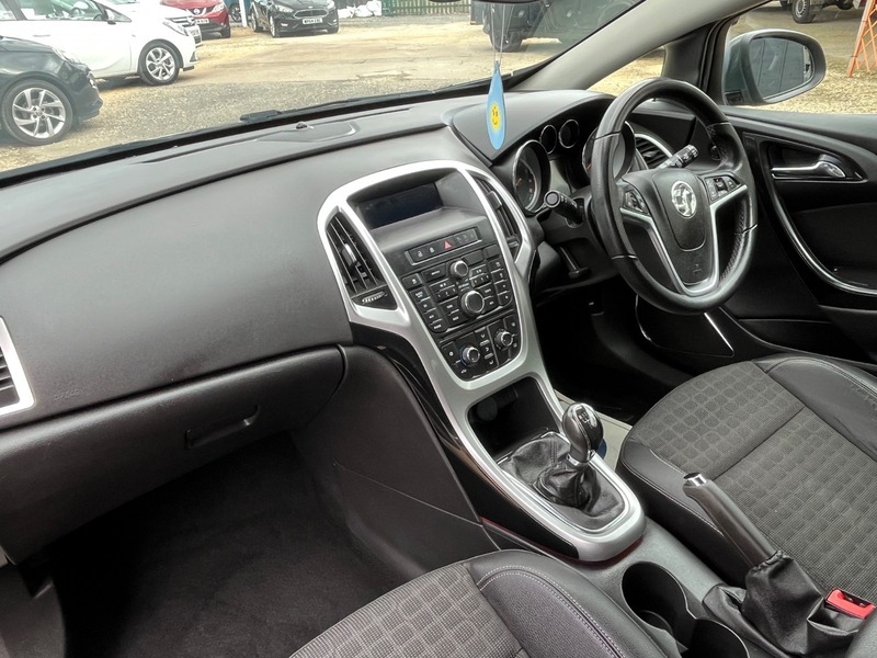Vauxhall Astra GTC Sri S S Grey #4