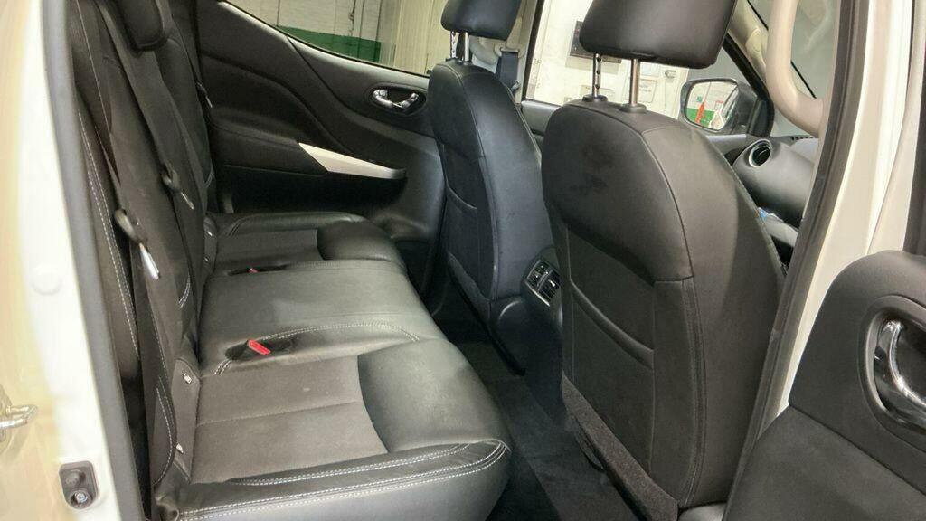 Nissan Navara 2.3 Dci N-guard 4Wd Euro 6 White #4