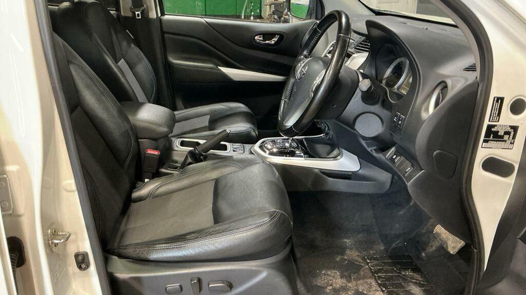 Nissan Navara 2.3 Dci N-guard 4Wd Euro 6 White #3
