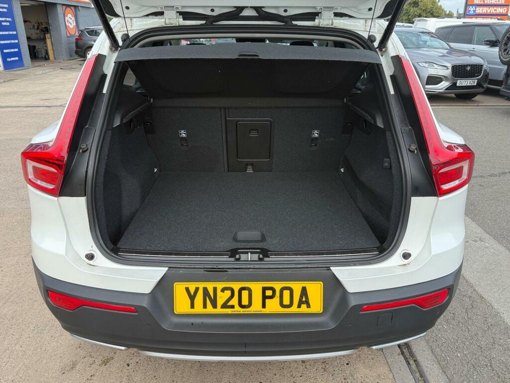 Volvo XC40 R-design Black #16