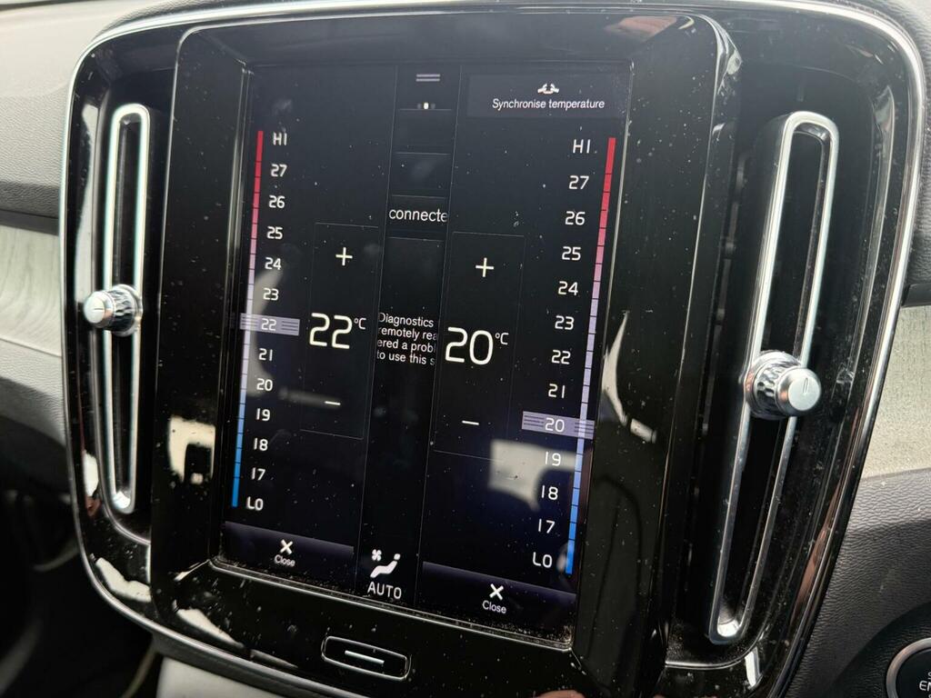 Volvo XC40 R-design Black #10