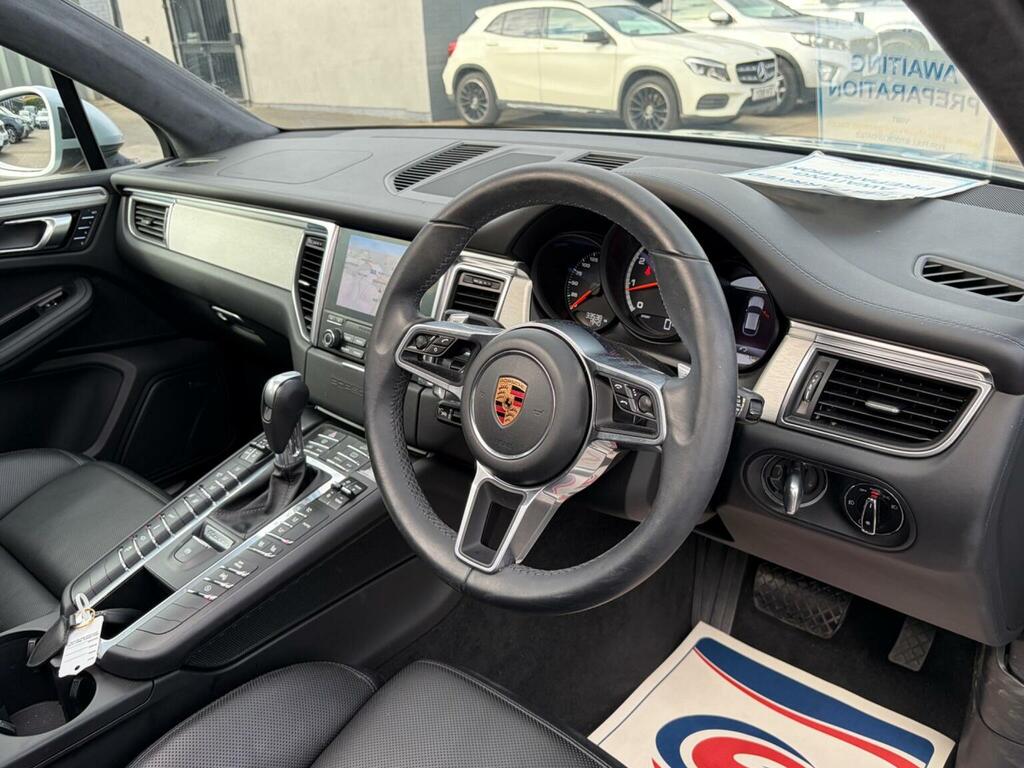 Porsche Macan 2017 3.0 Td V6 S Pdk 4Wd Euro 6 Ss Black #4