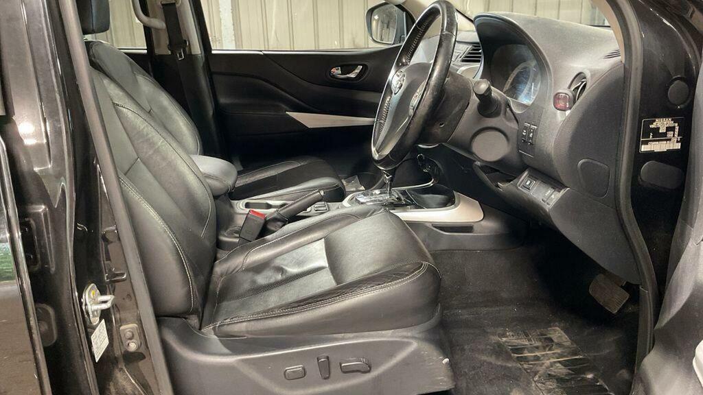 Nissan Navara 2.3 Dci Tekna 4Wd Euro 6 Black #3
