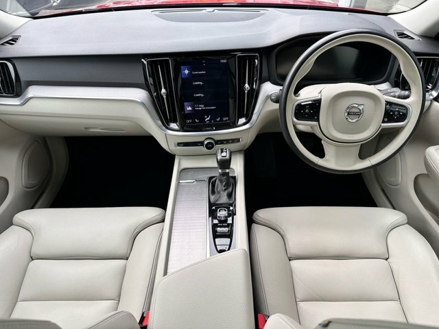Volvo V60  White #14