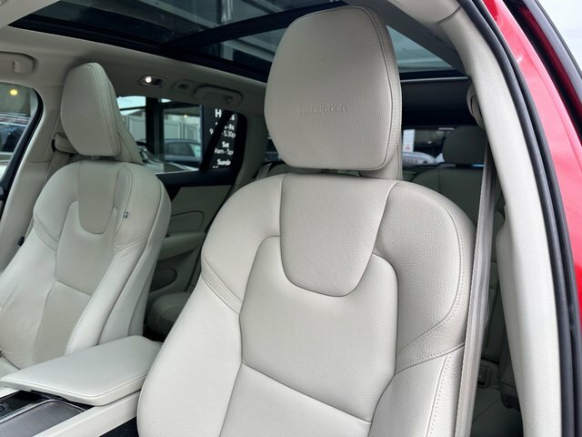 Volvo V60  White #18