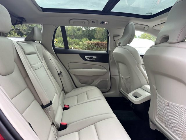 Volvo V60  White #19