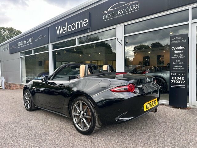 Mazda MX-5 Convertible Black #6