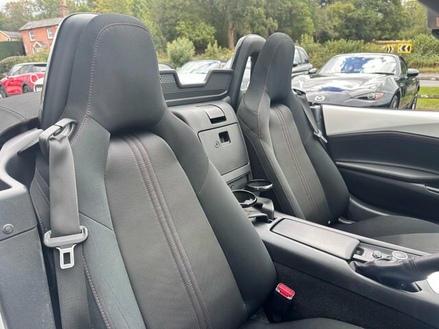 Mazda MX-5 1.5 Skyactiv-g Sport Nav Convertible M Silver #16