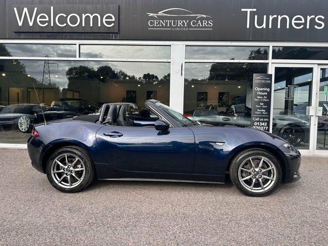 Mazda MX-5 Convertible Black #4