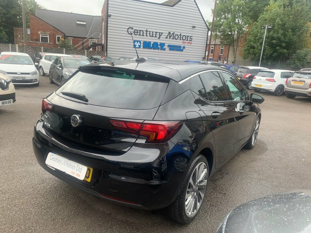 Vauxhall Astra 1.6L Griffin Black #4
