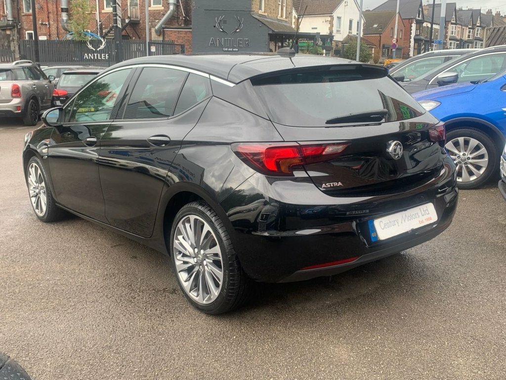 Vauxhall Astra 1.6L Griffin Black #2