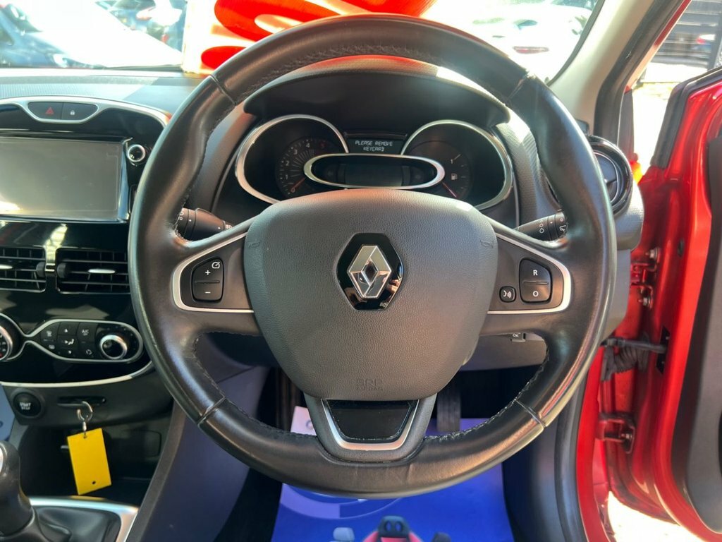Renault Clio 0.9 Tce Dynamique S Nav Hatchback Manua White #21