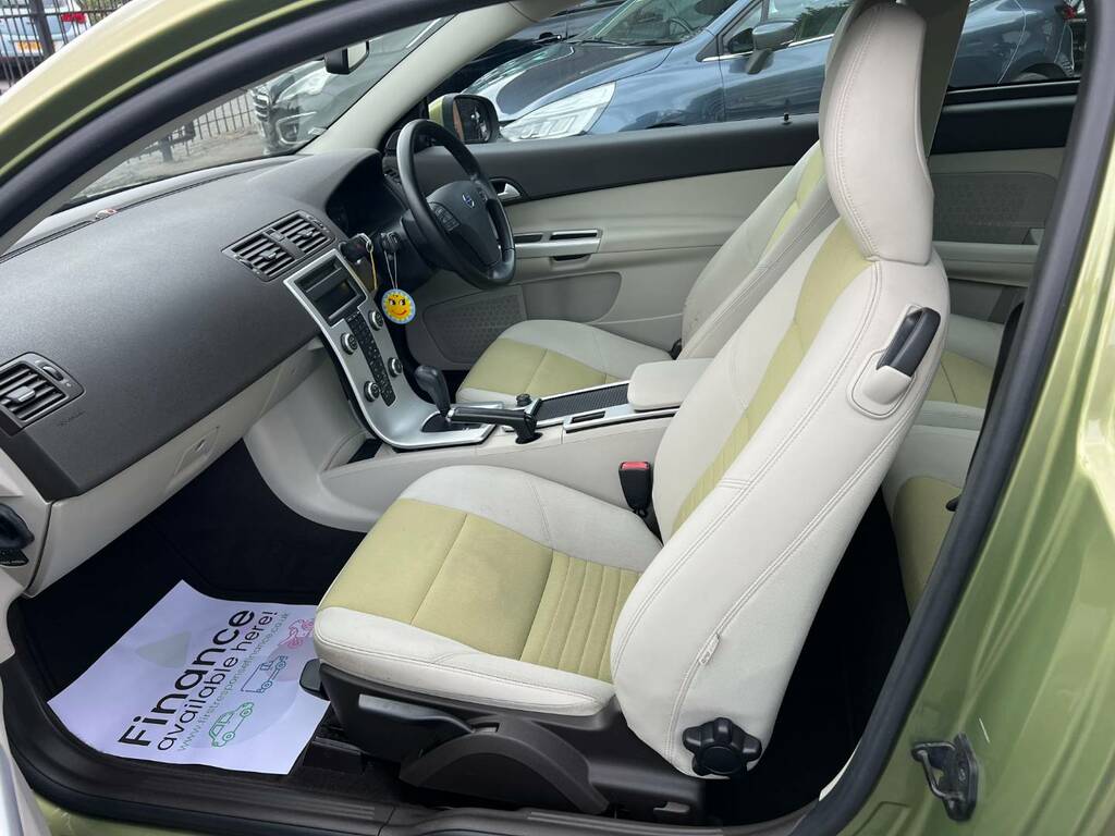 Volvo C30 Coupe Black #12