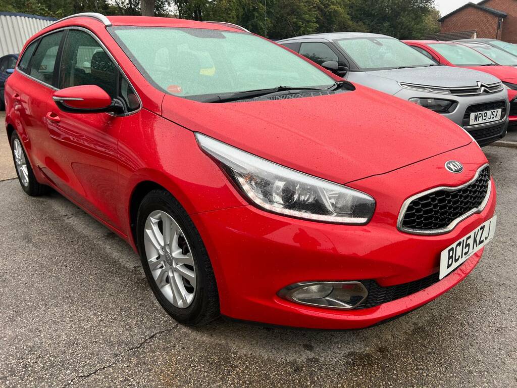 Kia Ceed 1.6 Crdi 2 Red #3