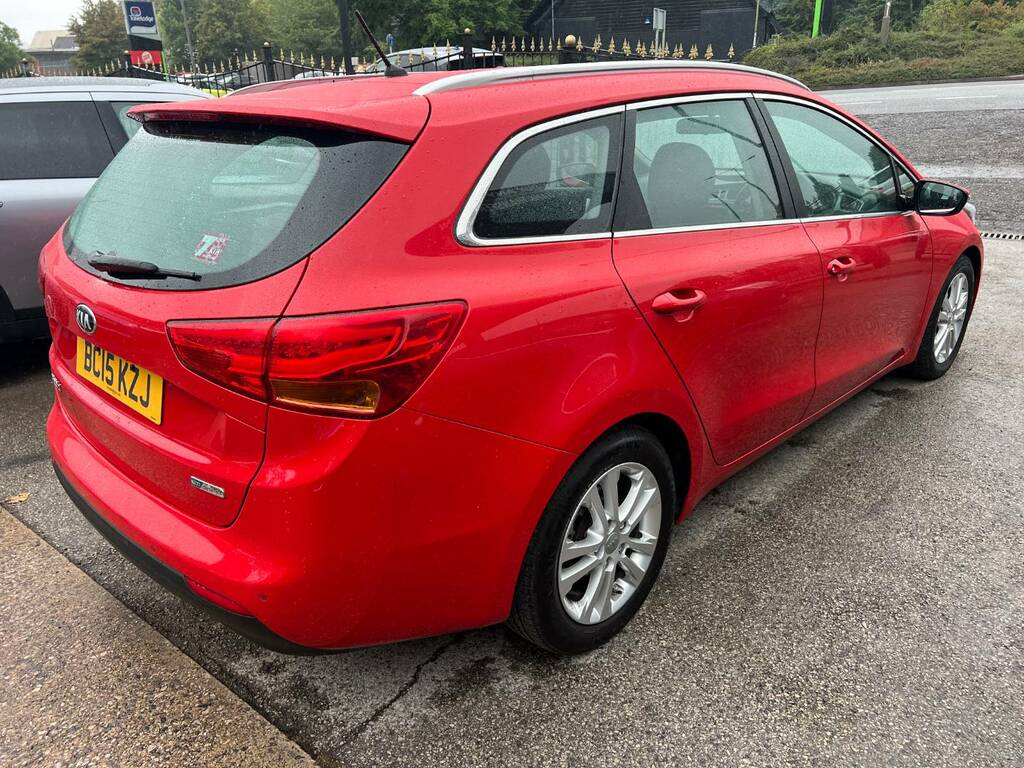 Kia Ceed 1.6 Crdi 2 Red #5