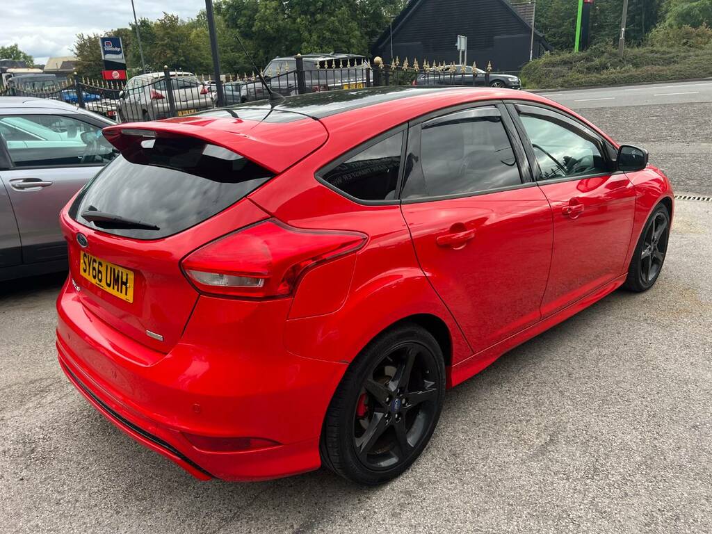 Ford Focus 1.5 Ecoboost 182 Zetec S Red Red #5