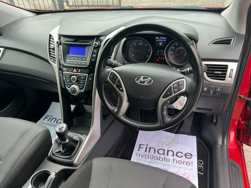 Hyundai I30 1.4 Blue Drive Se Silver #18