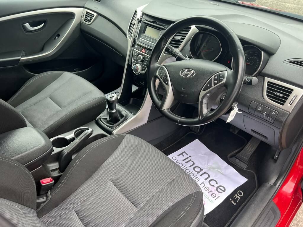 Hyundai I30 1.4 Blue Drive Se Silver #14