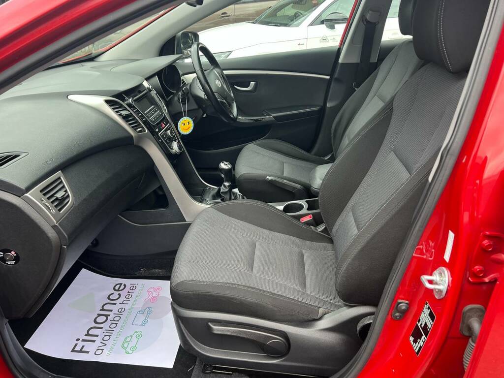 Hyundai I30 1.4 Blue Drive Se Silver #11