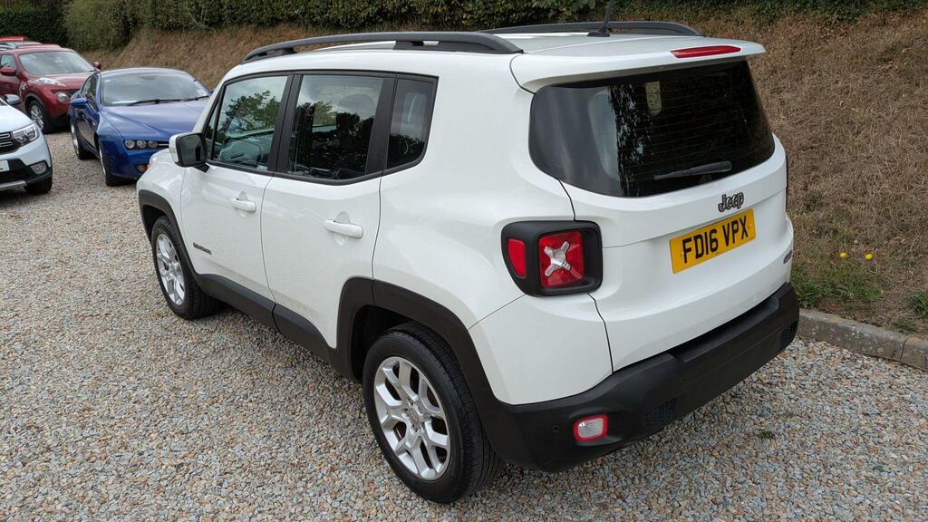 Jeep Renegade 1.6 E-torq Sport Black #12