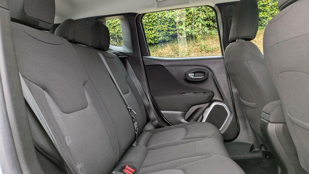 Jeep Renegade 1.6 E-torq Sport Black #34