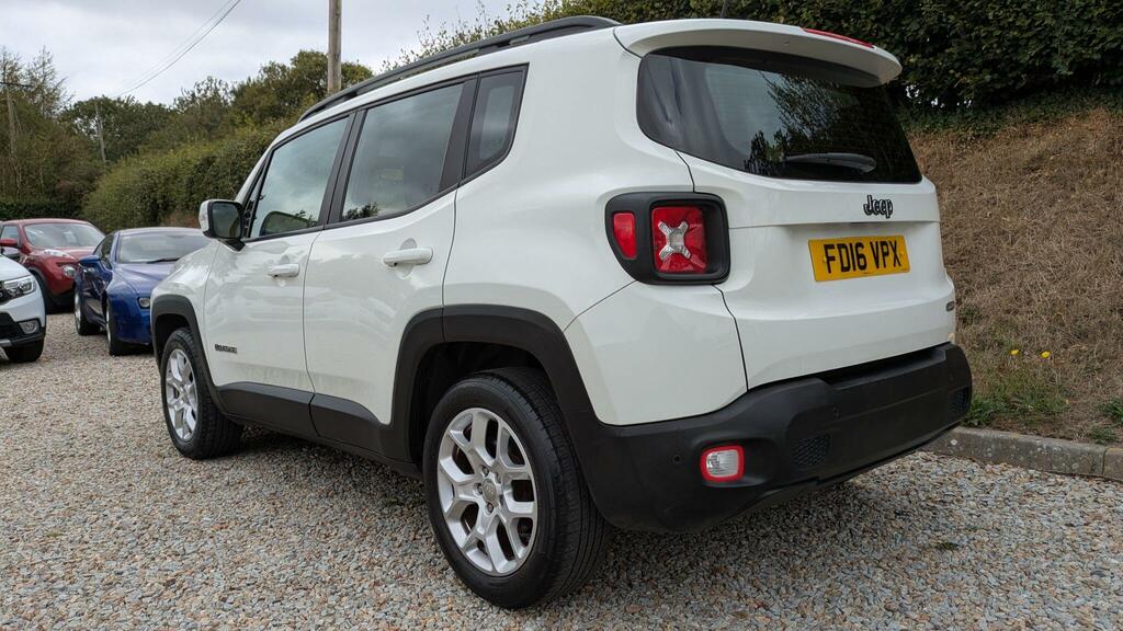 Jeep Renegade Longitude White #5