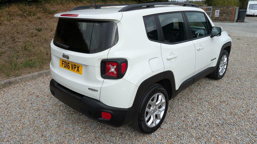 Jeep Renegade 1.6 E-torq Sport Black #11