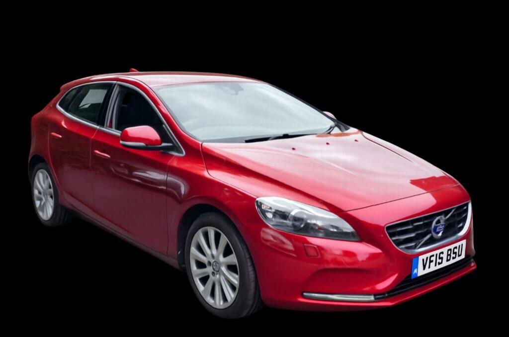 Volvo V40 Se Lux Nav Red